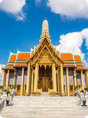 Wat Benchamabophit (The Marble Temple)